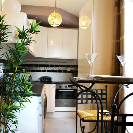 Agreable Proche Paris Et Porte De Versailles Apartmán *